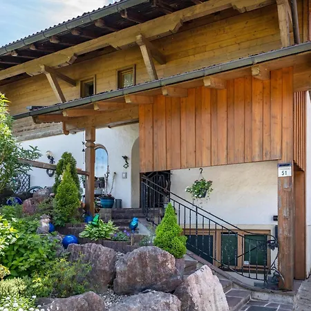 Steinbacher Apartman *