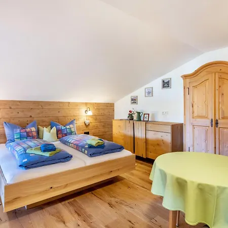 Steinbacher Apartman
